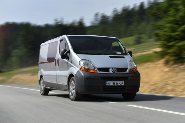 renault van on road