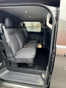 Ford Transit Custom 320 Limited LWB DCIV (74 Plate) Manual – 36 Month Deal